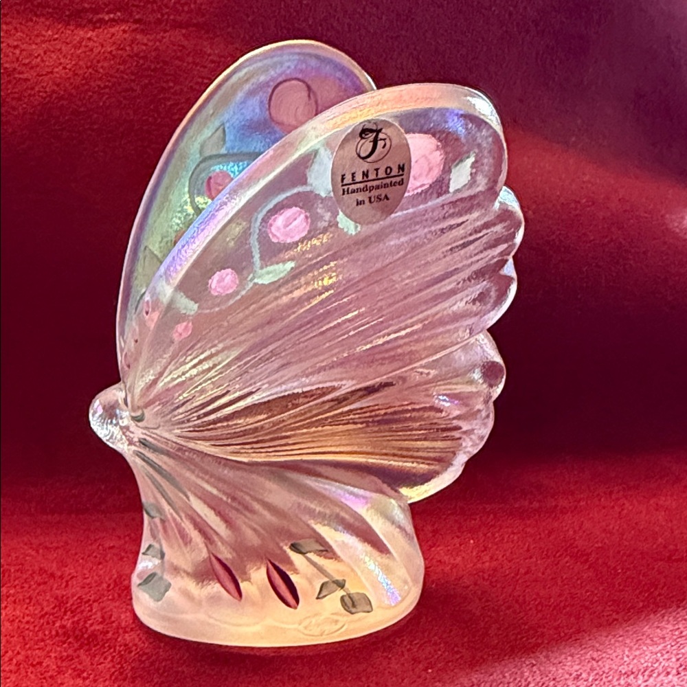 Fenton vintage Iridescent butterfly original tag & signed by artist. Gorgeous.